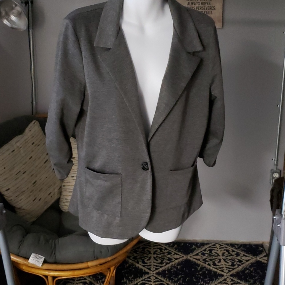 Gray one button blazer